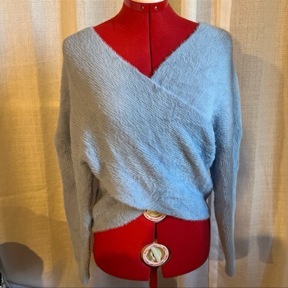 Fuzzy misty blue crossover sweater - Picture 2 of 5